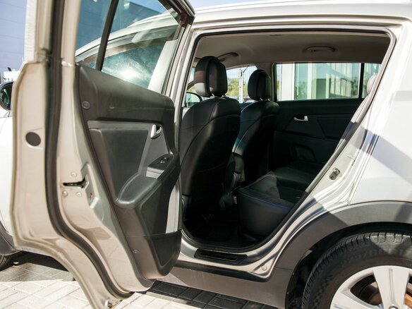 2013 Kia Sportage III, серебристый - вид 15