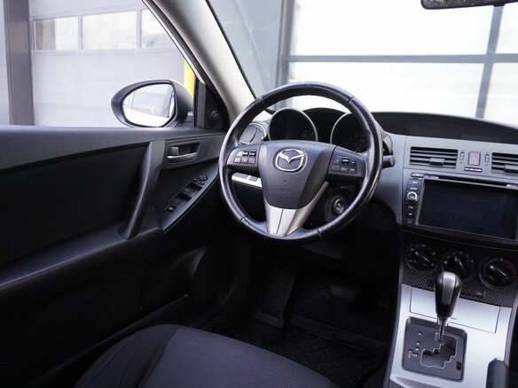 2010 Mazda 3 II (BL), белый, 760000 рублей - вид 12