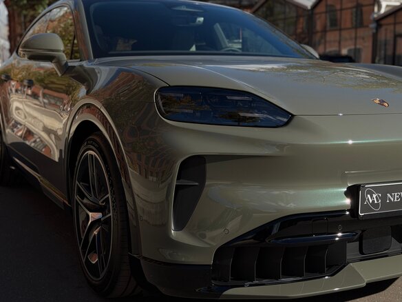 2026 Porsche Cayenne Electric IV, бежевый - вид 11