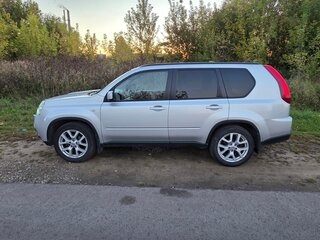 2011 Nissan X-Trail II Рестайлинг, серебристый, 1330000 рублей, вид 4