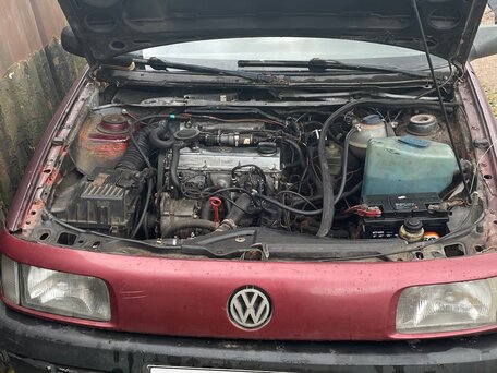 1991 Volkswagen Passat B3, фиолетовый, вид 2