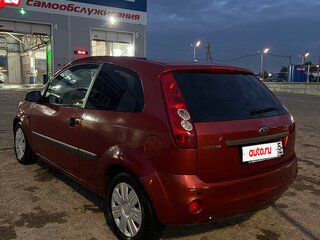 2006 Ford Fiesta Mk5, красный, 270000 рублей, вид 5