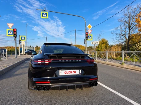 2017 Porsche Panamera 4S Diesel II, чёрный, 7300000 рублей, вид 3