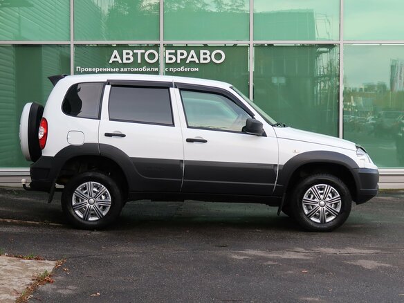2019 Chevrolet Niva I Рестайлинг, белый, 729000 рублей - вид 5