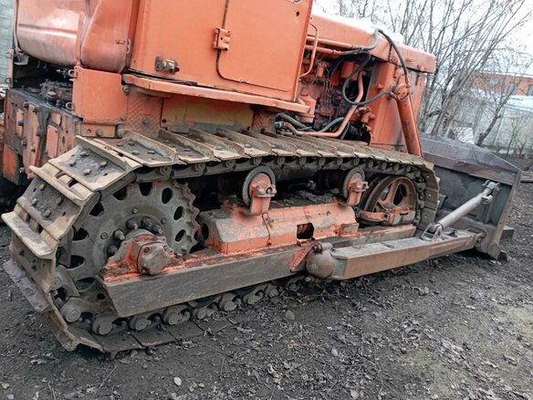 1994 ЧТЗ Т-170, оранжевый, 110000 рублей - вид 6