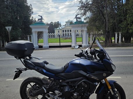 2018 Yamaha MT-09 Tracer (FJ-09), синий, 1050000 рублей, вид 3