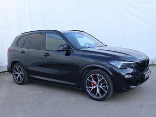 2021 BMW X5 40i IV (G05/G18), чёрный, 5299000 рублей, вид 3