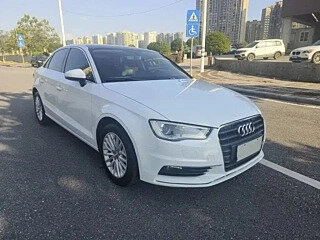 2017 Audi A3 III (8V) Рестайлинг, белый, 1235000 рублей, вид 3