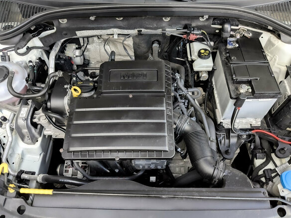 2020 Skoda Octavia III (A7) Рестайлинг, белый, 1775000 рублей - вид 8