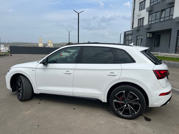 2025 Audi Q5 L 45 TFSI II (FY) Рестайлинг, белый, 6250000 рублей - вид 7