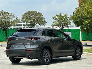 2023 Mazda CX-30 I, серый, 1535000 рублей, вид 4
