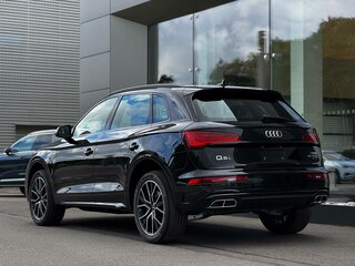 2026 Audi Q5 L 45 TFSI II (FY) Рестайлинг, чёрный, 5920000 рублей, вид 4