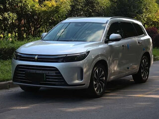 2025 Aito M7 I Рестайлинг, серебристый, 3980700 рублей, вид 1