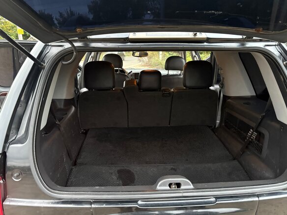 2005 Ford Explorer III, чёрный - вид 23
