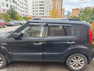 2013 Kia Soul I Рестайлинг, чёрный, 800000 рублей, вид 3
