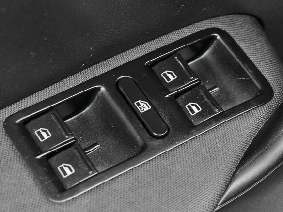 2019 Volkswagen Polo V Рестайлинг, белый, 1230000 рублей - вид 17