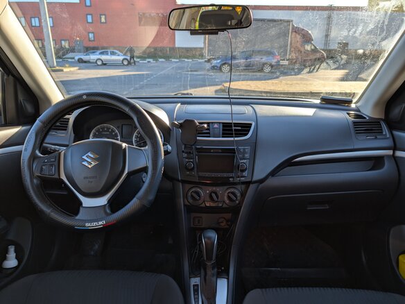2011 Suzuki Swift IV, чёрный, 690000 рублей - вид 4