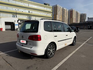 2011 Volkswagen Touran I Рестайлинг 2, белый, 430000 рублей, вид 5