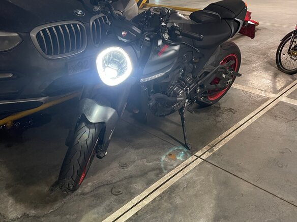 2021 Ducati Monster 937, серый, 900000 рублей - вид 1