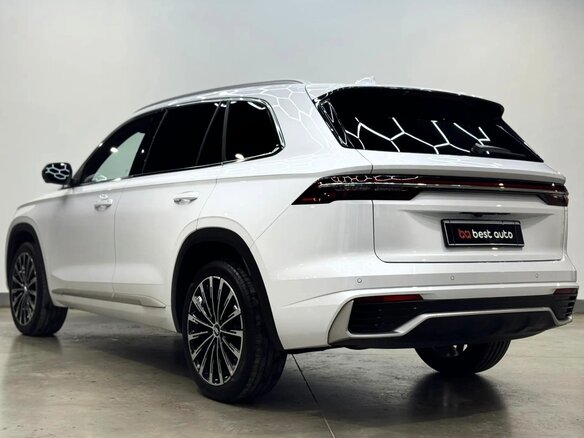 2026 Geely Monjaro I Рестайлинг 2 (China Market), белый, 4090000 рублей - вид 6