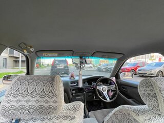 1997 Toyota Cresta V (X100), серебристый, 900000 рублей, вид 3