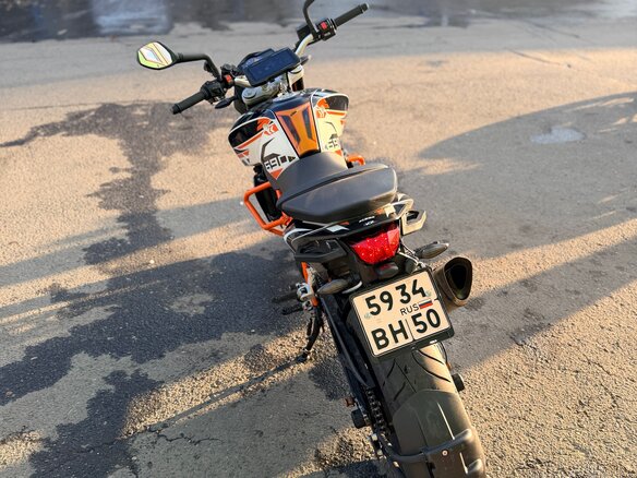2013 KTM 690 Duke, белый, 479000 рублей - вид 8