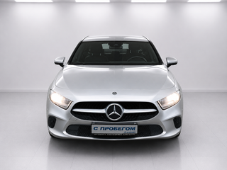 2019 Mercedes-Benz A-Класс 180 d IV (W177), серебристый, 2065000 рублей, вид 2