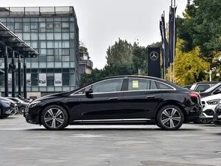 2026 Mercedes-Benz EQE 500, чёрный, 6803033 рублей, вид 5