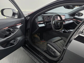 2025 BMW 5 серии 520i VIII (G60/G61/G68), серый, 5987500 рублей, вид 5
