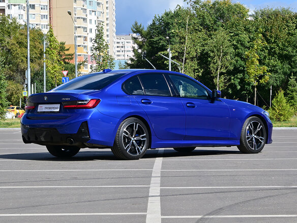 2023 BMW 3 серии 320i VII (G2x) Рестайлинг, голубой, 4450000 рублей - вид 4