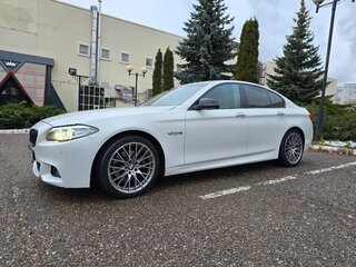 2014 BMW 5 серии 520d VI (F10/F11/F07) Рестайлинг, белый, 1300000 рублей, вид 5