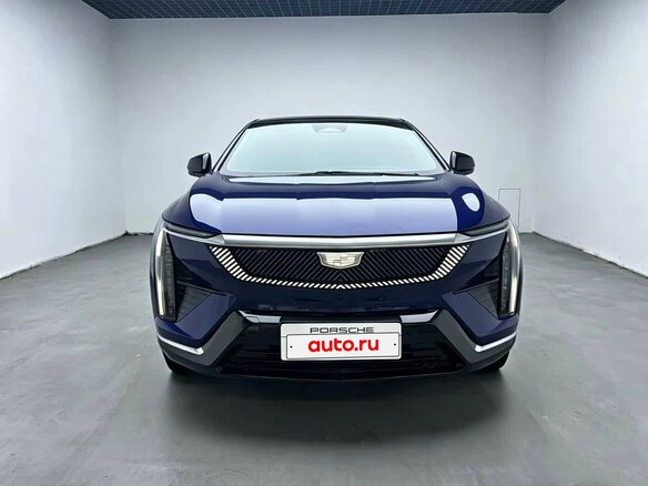 2026 Cadillac Lyriq, синий, 8000000 рублей