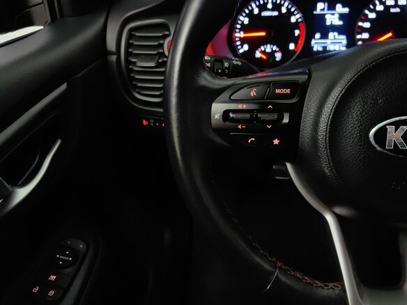 2021 Kia Rio X IV Рестайлинг, серый, 1449000 рублей - вид 17