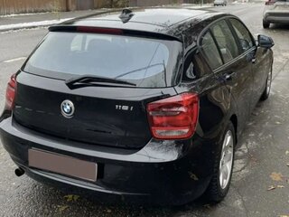 2011 BMW 1 серии 116i II (F20/F21), чёрный, 1200000 рублей, вид 3