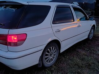 2000 Toyota Vista V (V50) Рестайлинг, белый, 530000 рублей, вид 4