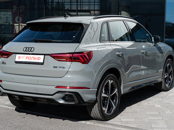 2026 Audi Q3 35 TFSI II (F3), серый, 4440000 рублей - вид 3