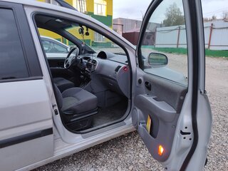 2005 Hyundai Matrix I Рестайлинг, серебристый, 399000 рублей, вид 5