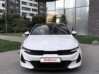 2022 Kia K5 III, белый, 3300000 рублей, вид 4