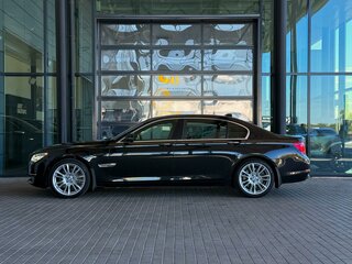 2015 BMW 7 серии Long 750Li xDrive V (F01/F02/F04) Рестайлинг, чёрный, 1949000 рублей, вид 4