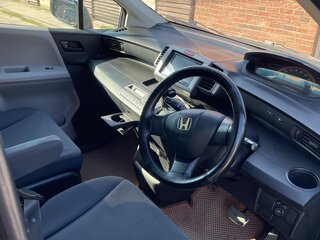 2008 Honda Freed I, серый, 780000 рублей, вид 4