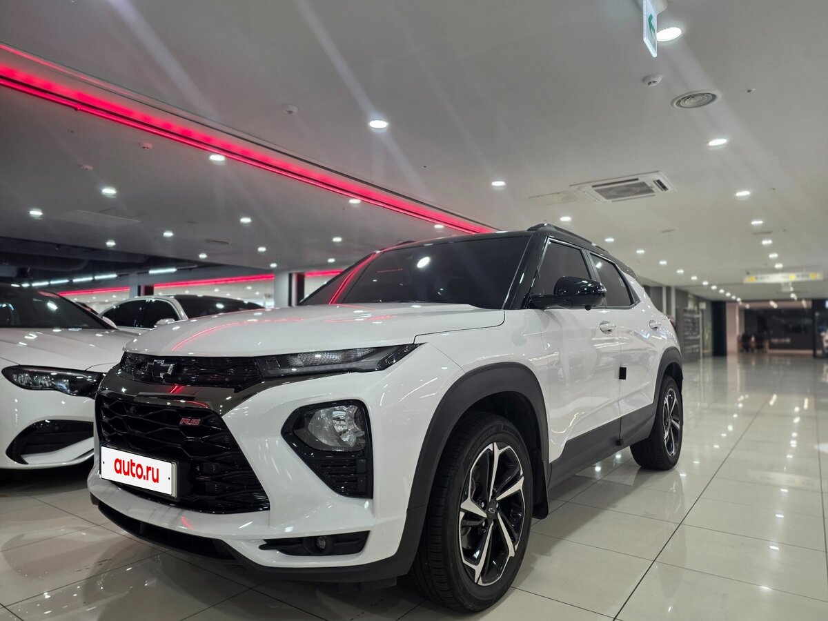 Открыть фотографии: Chevrolet TrailBlazer III