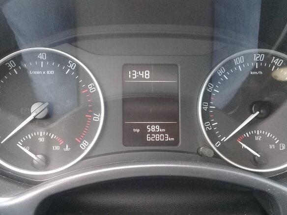 2013 Skoda Octavia II (A5) Рестайлинг, белый, 1000000 рублей - вид 8
