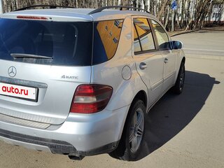 2007 Mercedes-Benz M-Класс 320 II (W164), серебристый, 850000 рублей, вид 5