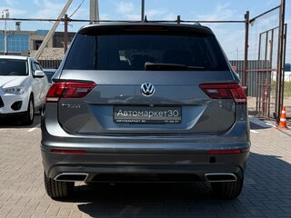 2020 Volkswagen Tiguan Allspace II, серый, 2379990 рублей, вид 5