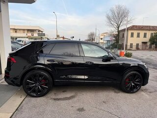 2025 Audi Q8 50 TDI I (4M) Рестайлинг, чёрный, 11108026 рублей, вид 3