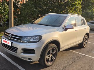 2010 Volkswagen Touareg II, серый, 1700000 рублей, вид 1