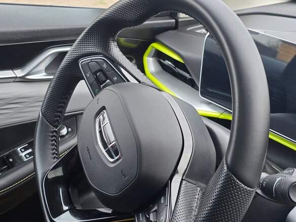 2022 Geely Binyue Cool, белый - вид 7