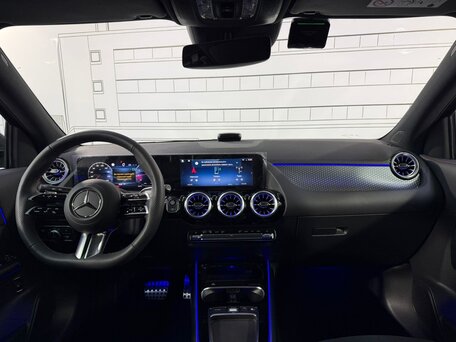2025 Mercedes-Benz GLA 250 II (H247) Рестайлинг, чёрный, 5999000 рублей, вид 2