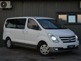 2016 Hyundai H-1 II Рестайлинг, белый, 2599999 рублей, вид 3