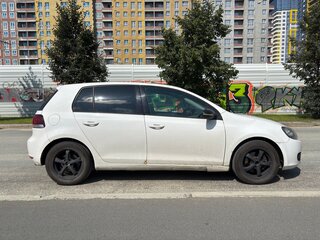 2011 Volkswagen Golf VI, белый, 700000 рублей, вид 5